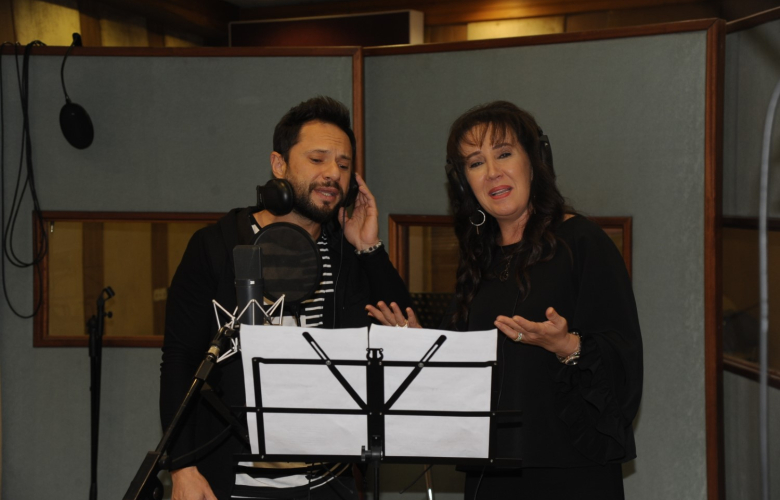 ÖZGÜN VE AYLİN ŞENGÜN TAŞÇI’NIN DÜETİ SOSYAL MEDYAYI SALLADI!