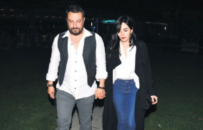 Onur Saylak aşkıyla el ele