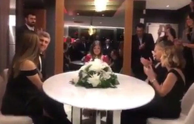 Özcan Deniz ile Feyza Aktan evlendi!