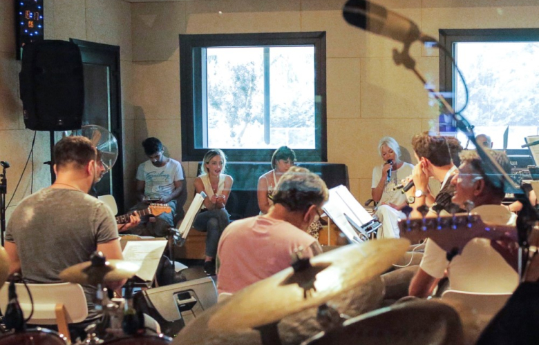 Ajda Pekkan radyonun stüdyosunu konser provası için niye aldı? 