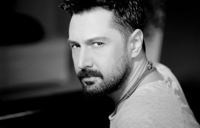 SADIK KARAN’DAN “ANNELER GÜNÜ”NE ÖZEL ŞARKI