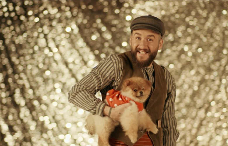 Sefarad grubuyla tanıdığımız Sami Levi, 7 yıl sonra "Zühtü" ile geri dönüyor!