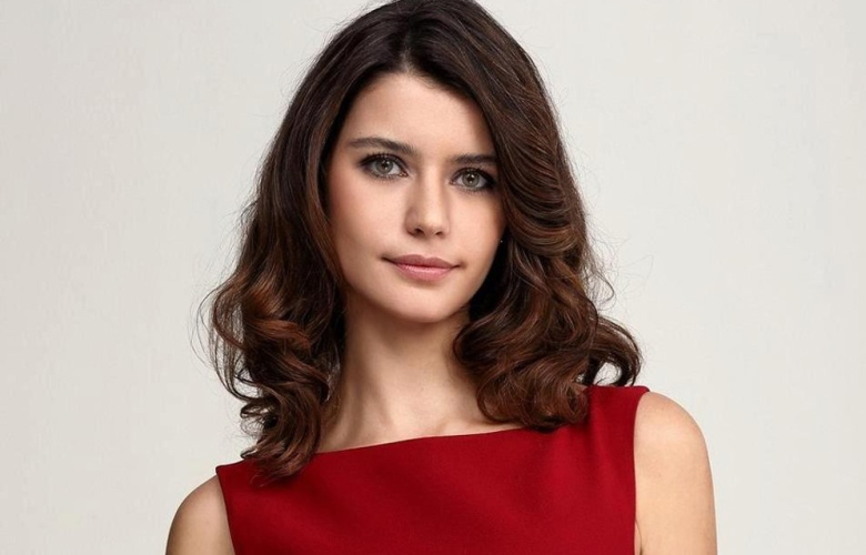 Hayranları Beren Saat&#039;i tanıyamadı