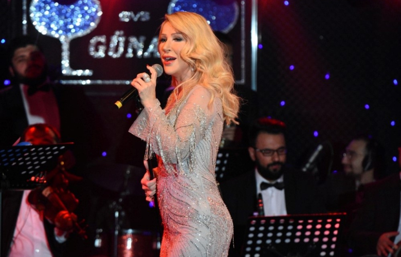 &quot;Dönülmeyenlerin bacısı Seda Bacı&quot; göz kamaştırdı!