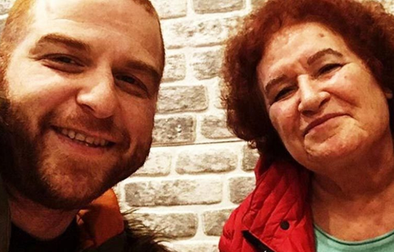 Selda Bağcan, Athena ile imzayı attı!