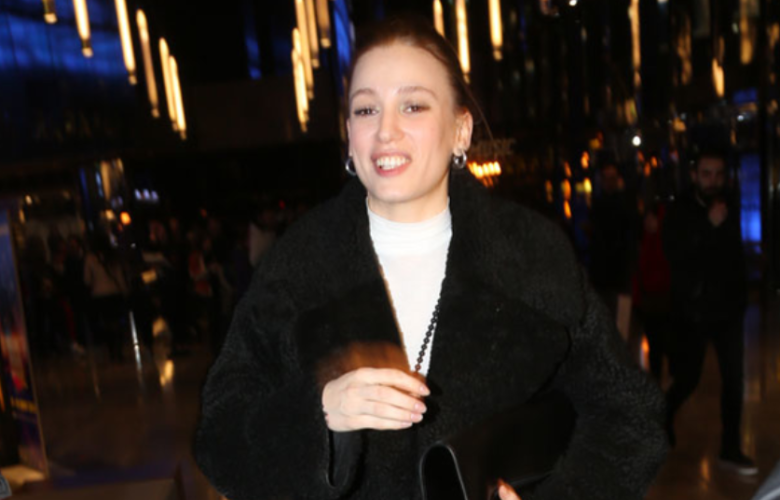 Serenay Sarıkaya o soruyu duyunca...