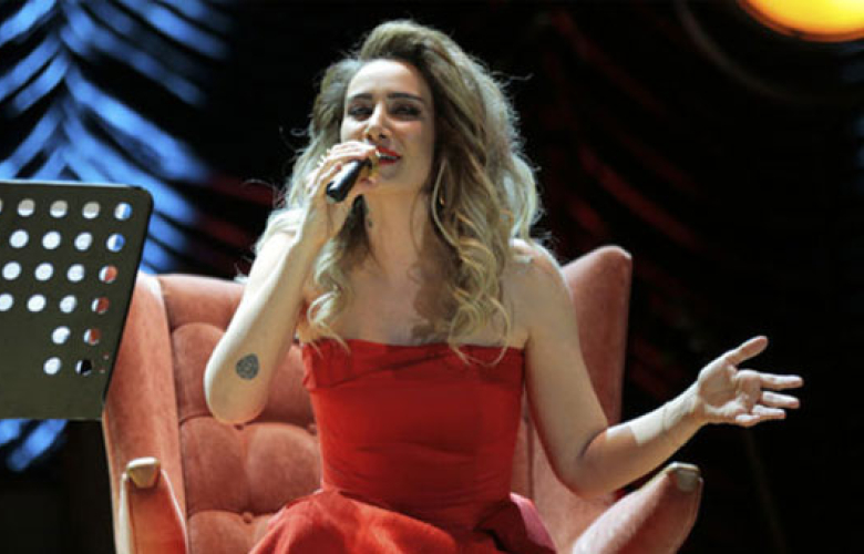 Sıla'nın evine hırsız girdi!