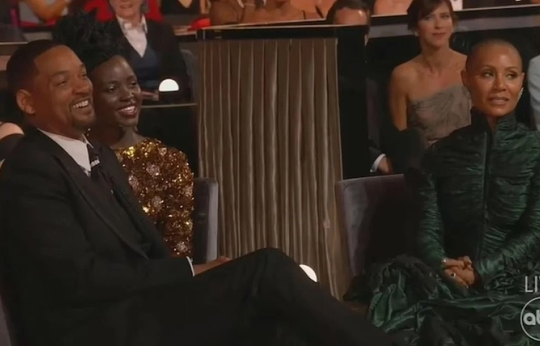 Oscar Ödül Töreni’nde Chris Rock’a tokat atan Will Smith özür diledi