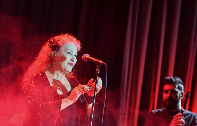 Suzan Kardeş doğum gününü Saraybosna konserinde sahnede kutladı!