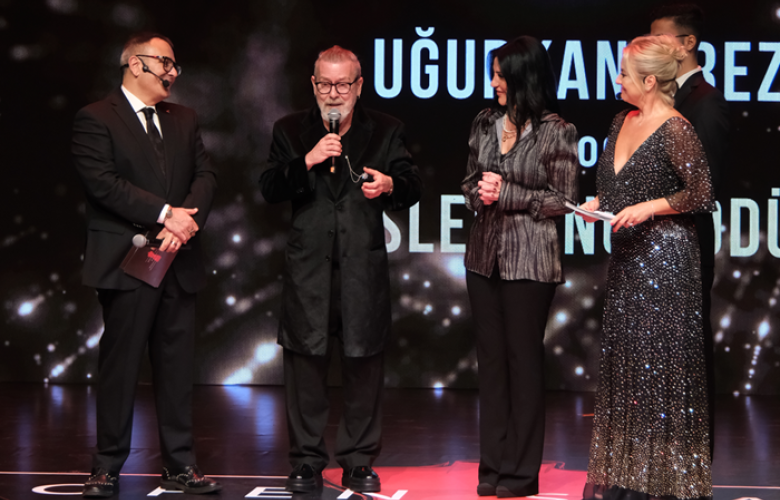 6. OPEN STAGE AWARDS   SEKTÖRLERİNİN BAŞARILI İSİMLERİ ÖDÜLLERİNİ ALDI