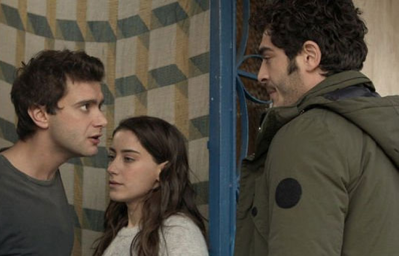 Ünlü oyuncunun içerisinde bulunduğu otomobilden uyuşturucu çıktı!