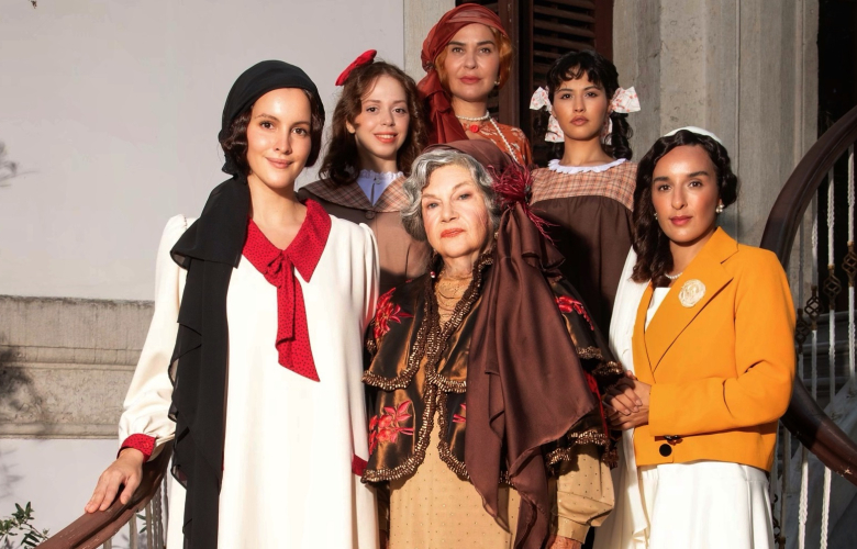 TİYATROKARE 33. YILINDA , KAPALI GİŞE OYNAYAN ÖDÜLLÜ OYUNLARI İLE SEZONA BAŞLAD