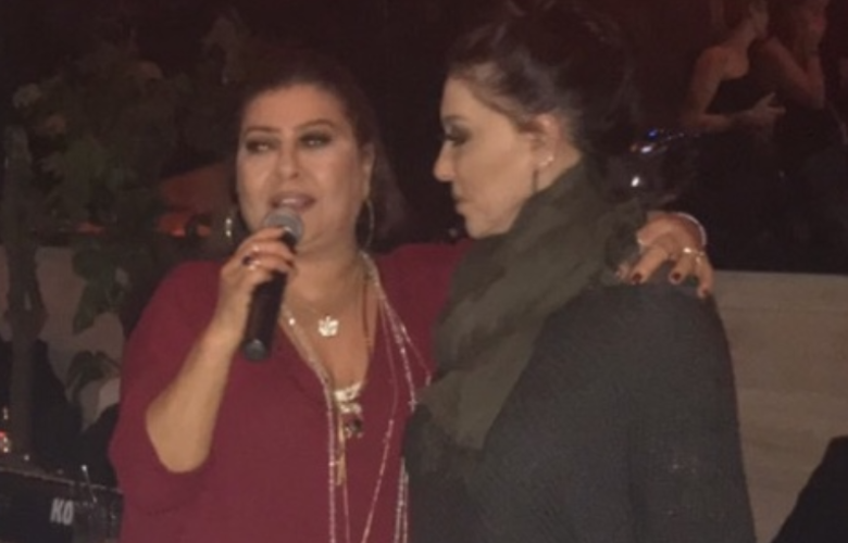 Yeliz ve Nebahat Çehre'den sürpriz performans!