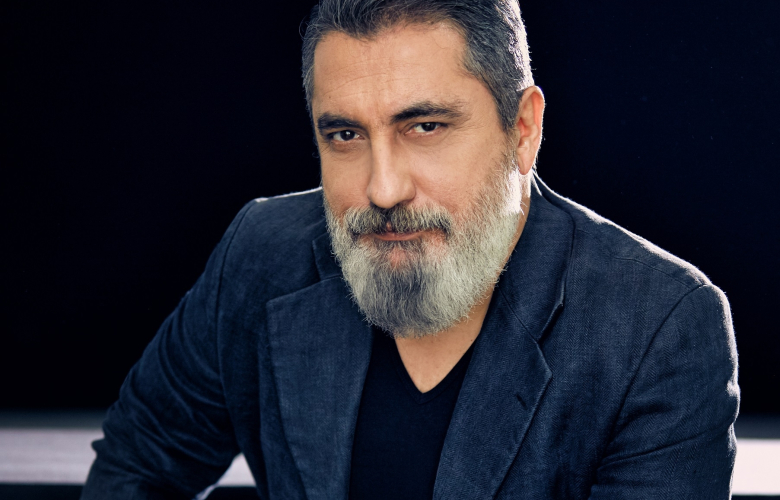 SONER OLGUN “AY KARANLIK OLUNCA” İLE SUSKUNLUĞUNU BOZDU!