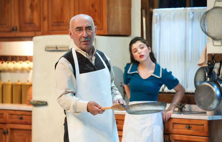 Şener Şen "Zengin Mutfağı" ile Harbiye Açıkhava'da