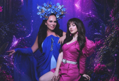 DEMET SAĞIROĞLU & MELİS FİS'TEN “AŞK PERİSİ” 