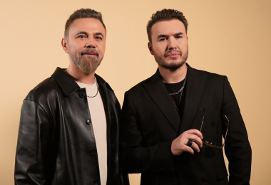 Ümit Sayın ve Mustafa Ceceli’den: “Gönül Yareler İçinde”